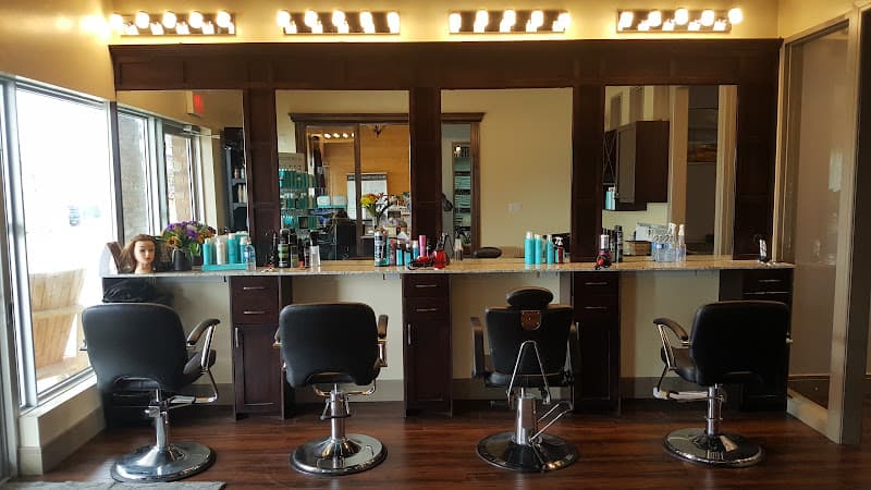 Avleen Skincare & Threading Studio (The SPA)